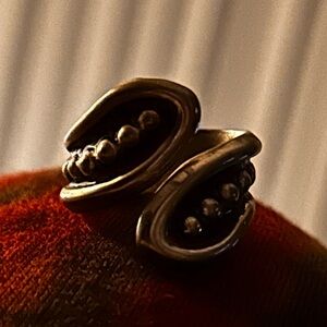 Medic Alpaca Bypass Ring